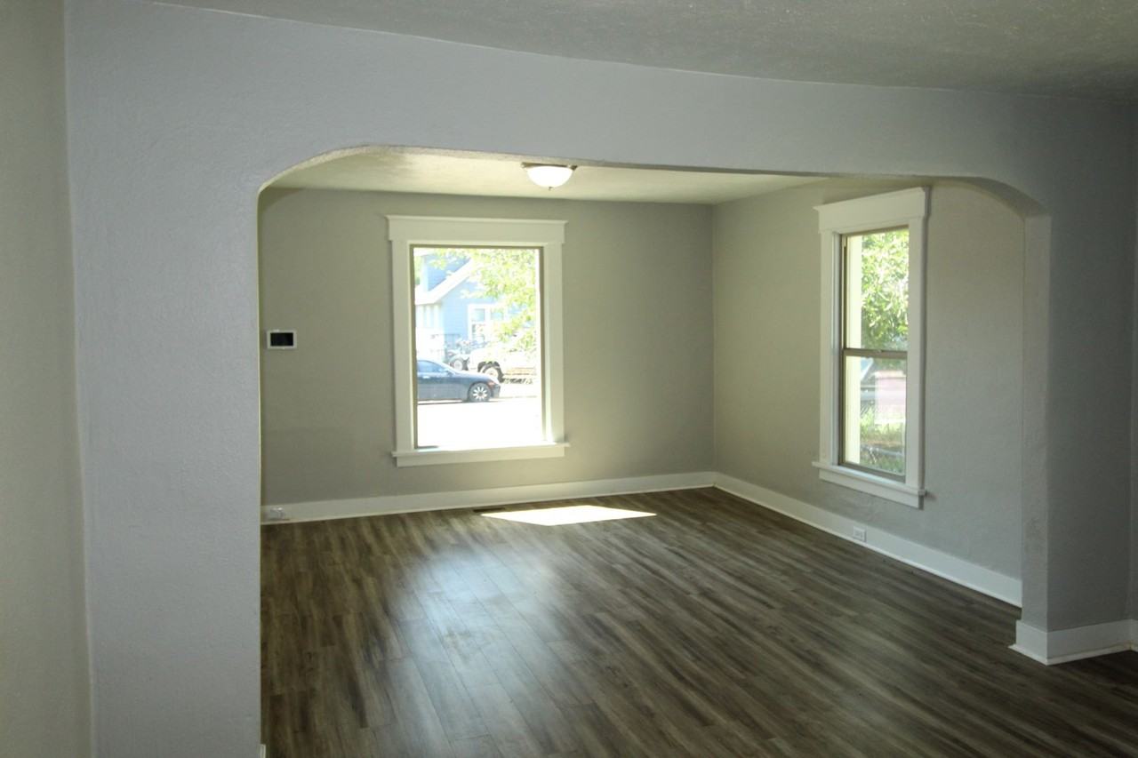 2311 E 4th Ave - Photo 4 of 15