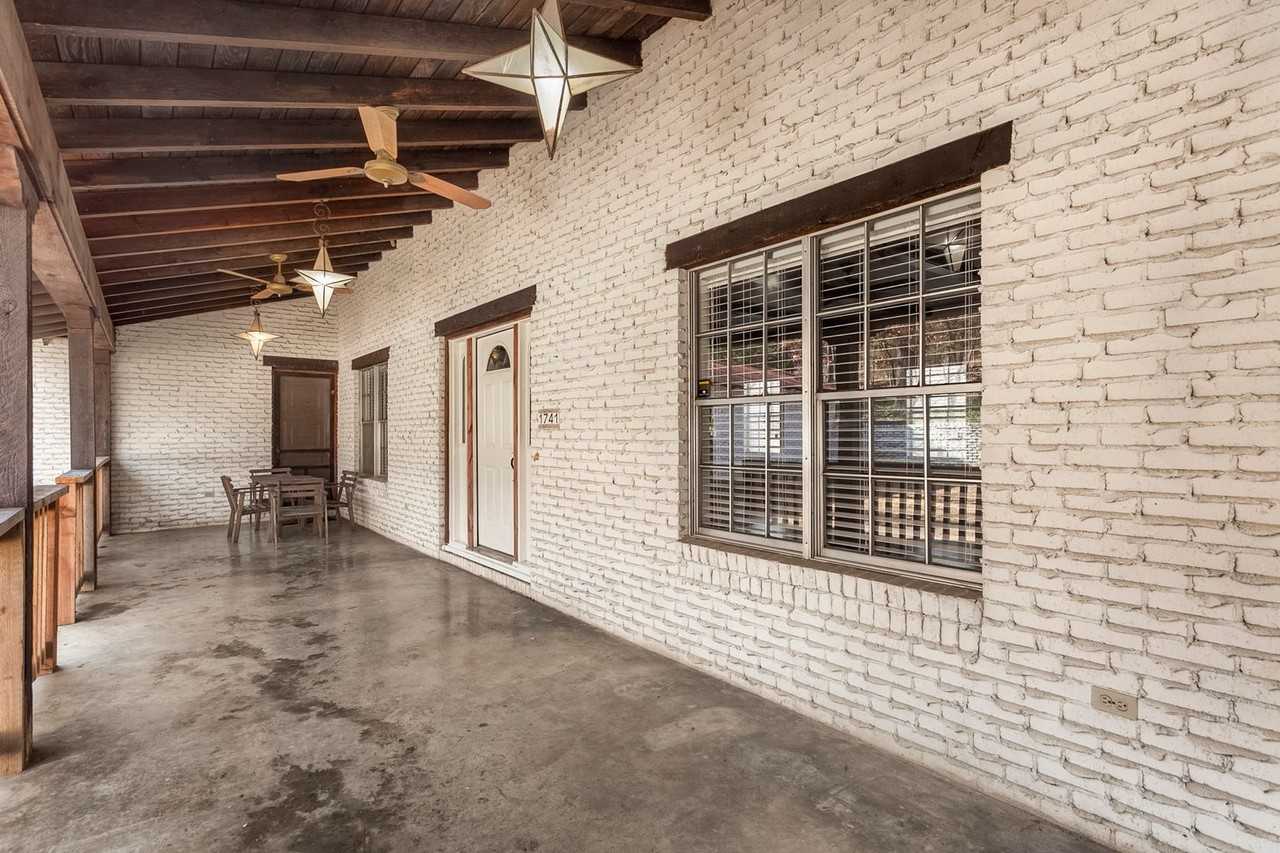 1741 N Walnut Ave - Photo 3 of 21