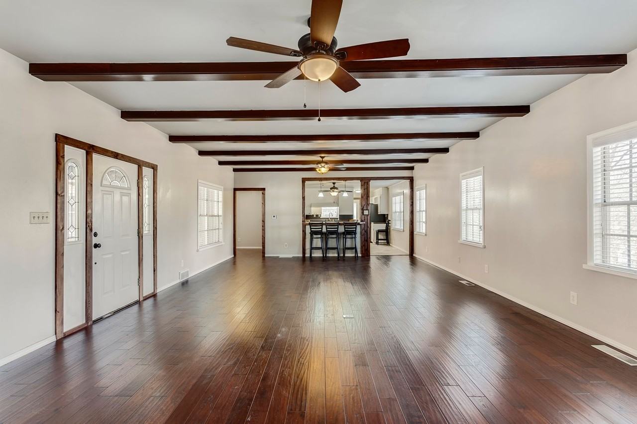 1741 N Walnut Ave - Photo 4 of 21