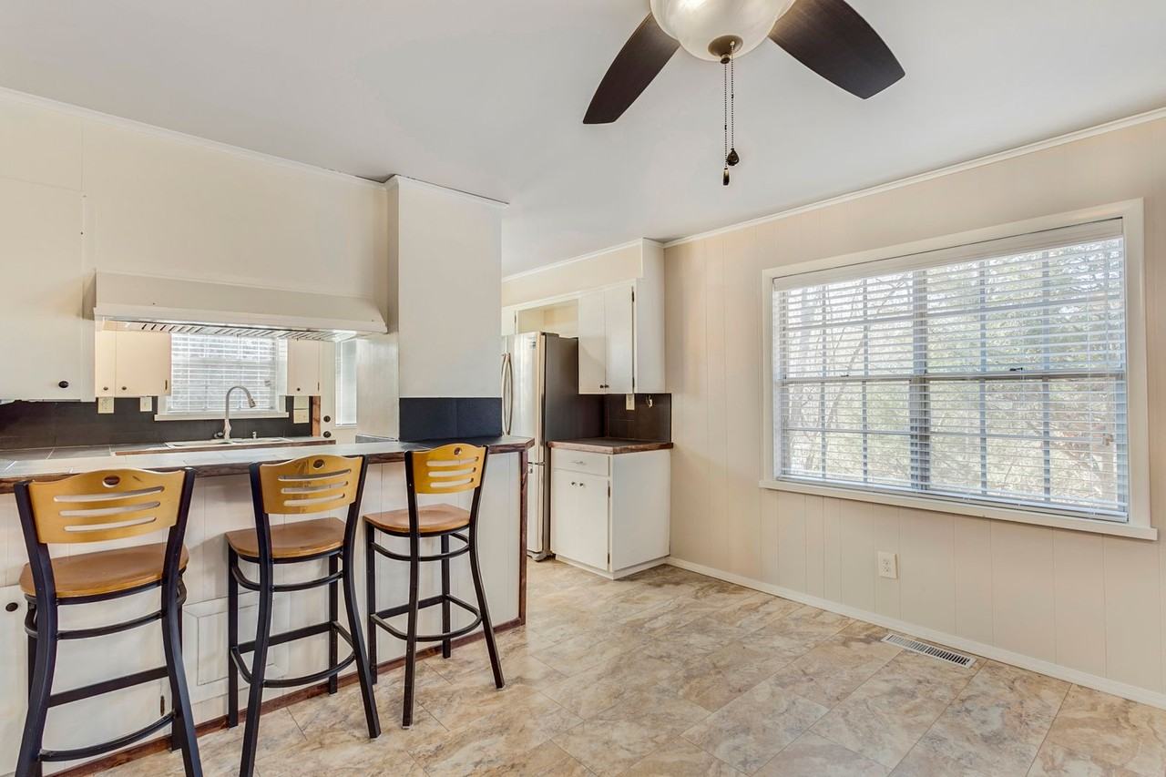 1741 N Walnut Ave - Photo 6 of 21