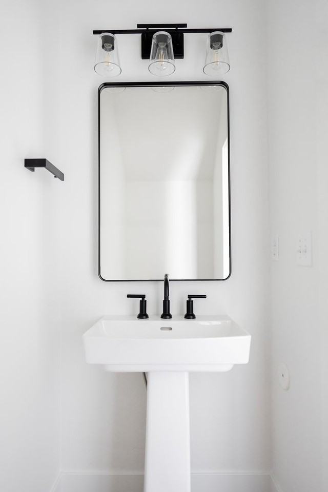 5039 E Hagadorn Ln - Photo 6 of 14