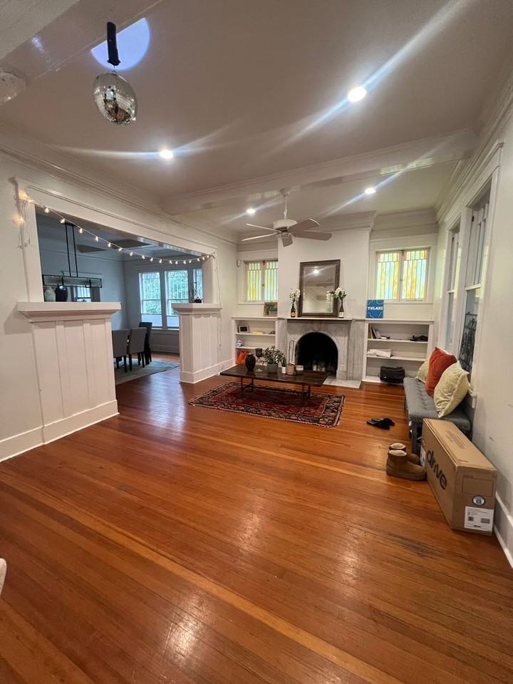 1726 Pine St - Photo 3 of 11