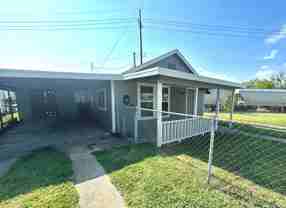 314 N Division St - Photo 1 of 1