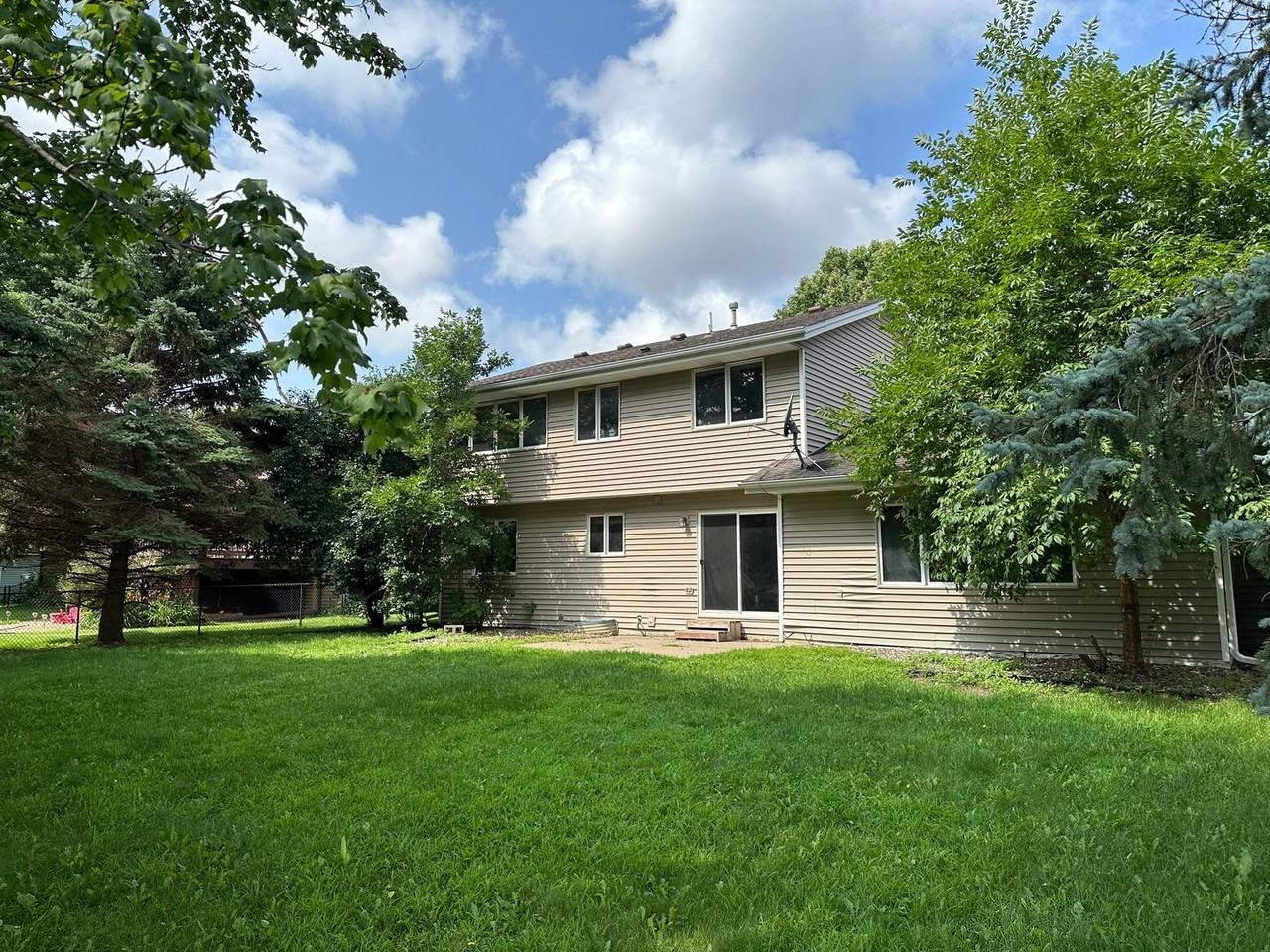 17386 Ionia Path - Photo 2 of 24