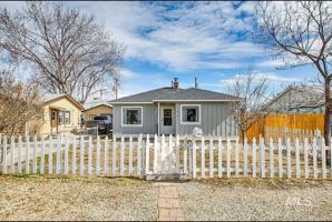 featured image of 1410 South Newell Street