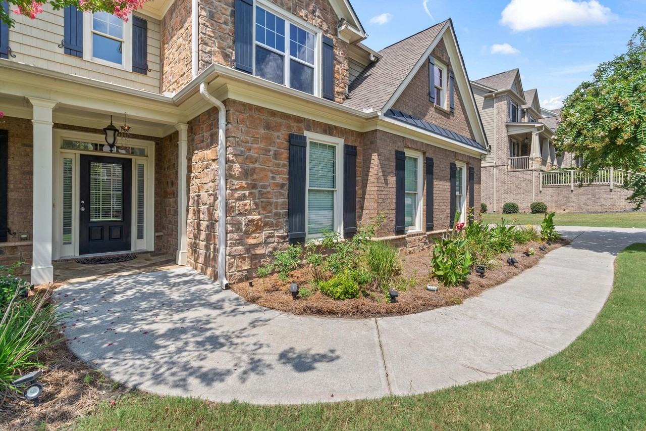 6639 Trail Side Dr - Photo 3 of 46