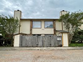 featured image of 3004 Chaucer Dr
