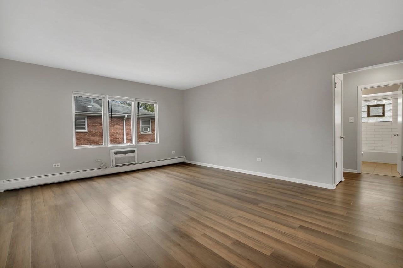 34-42 Waiola Apartments - Photo 5 of 14