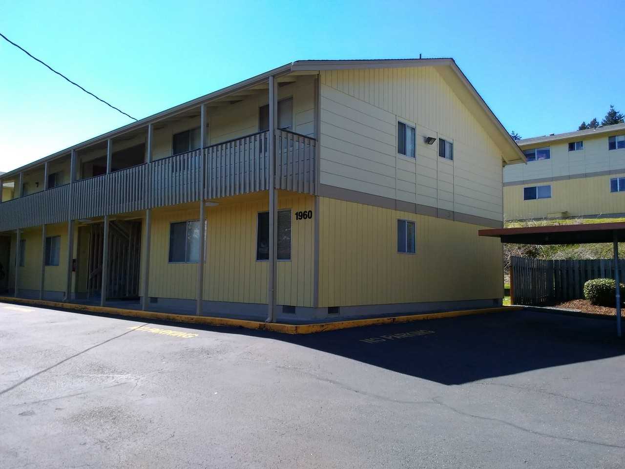 Alderwood Apartments - Photo 2 of 11