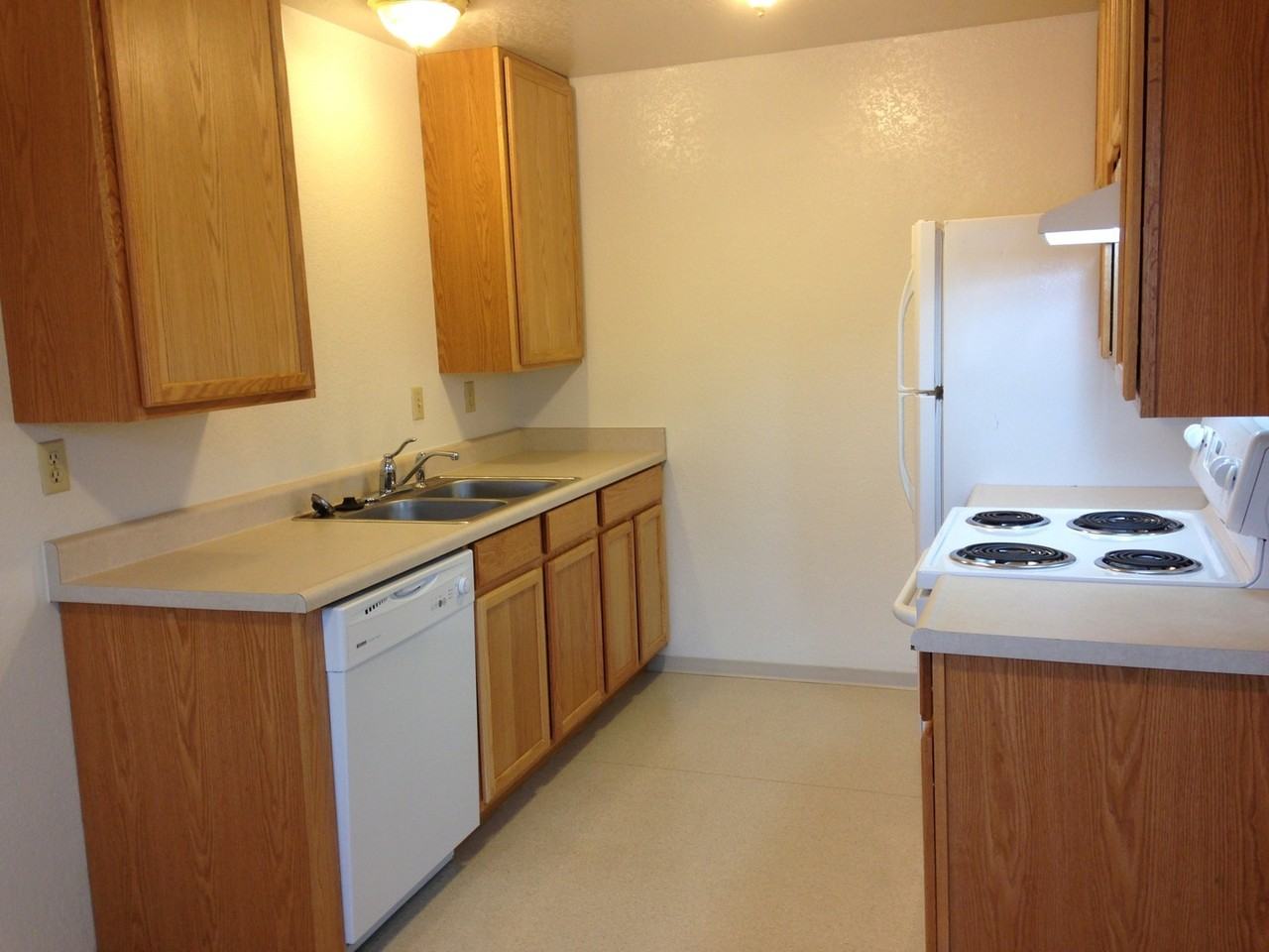 Alderwood Apartments - Photo 4 of 11