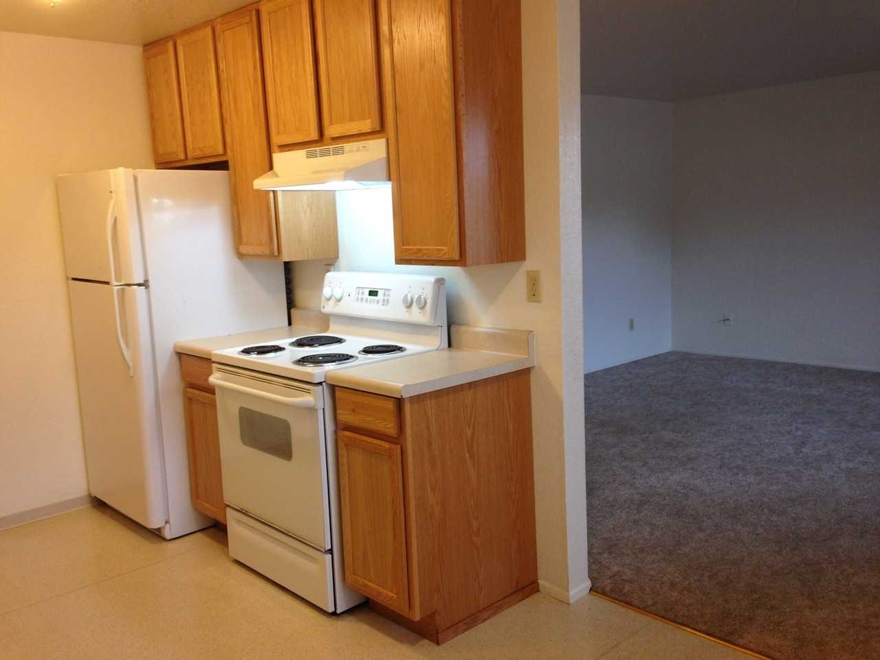 Alderwood Apartments - Photo 5 of 11