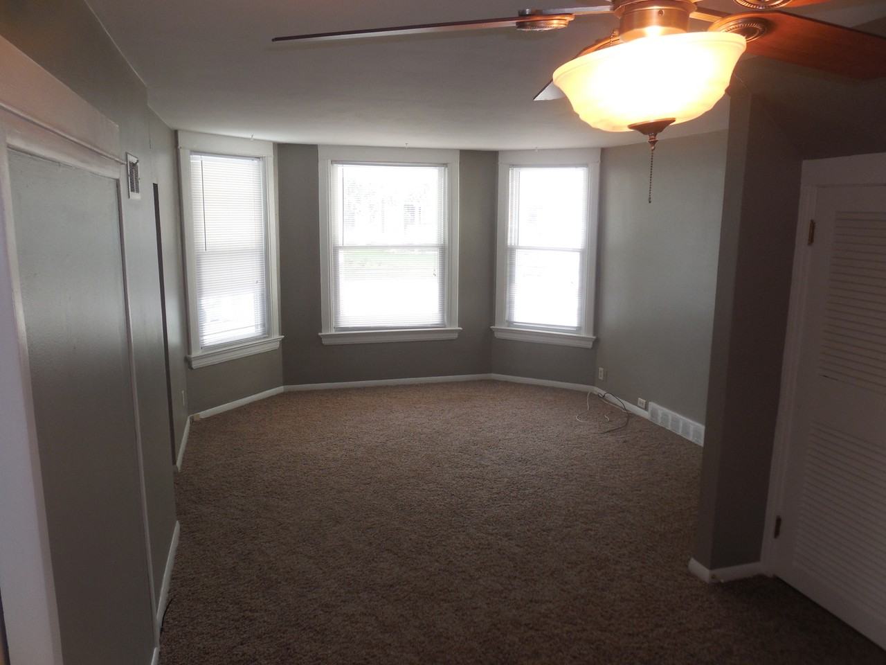 6023 5th Ave. - Photo 3 of 19