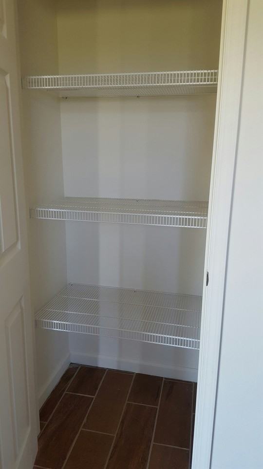 195 Bogart Blvd - Photo 3 of 11