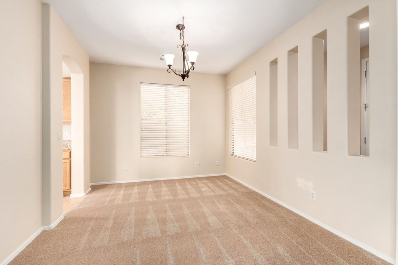 6820 S Birdie Way - Photo 5 of 41