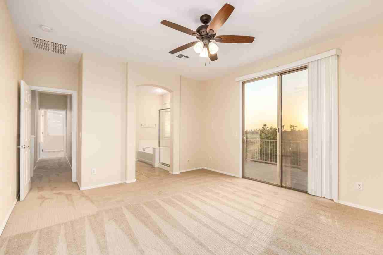 6820 S Birdie Way - Photo 7 of 41