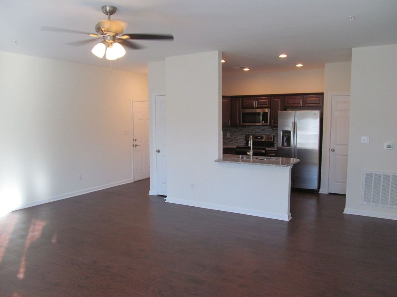 2606 Pennoak Way #D - Photo 2 of 13