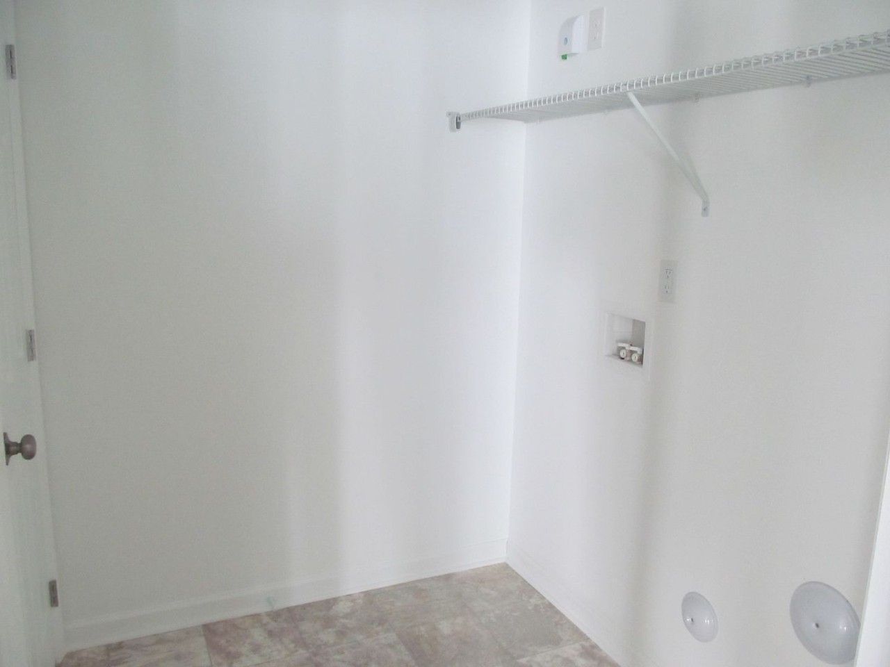 2606 Pennoak Way #D - Photo 6 of 13