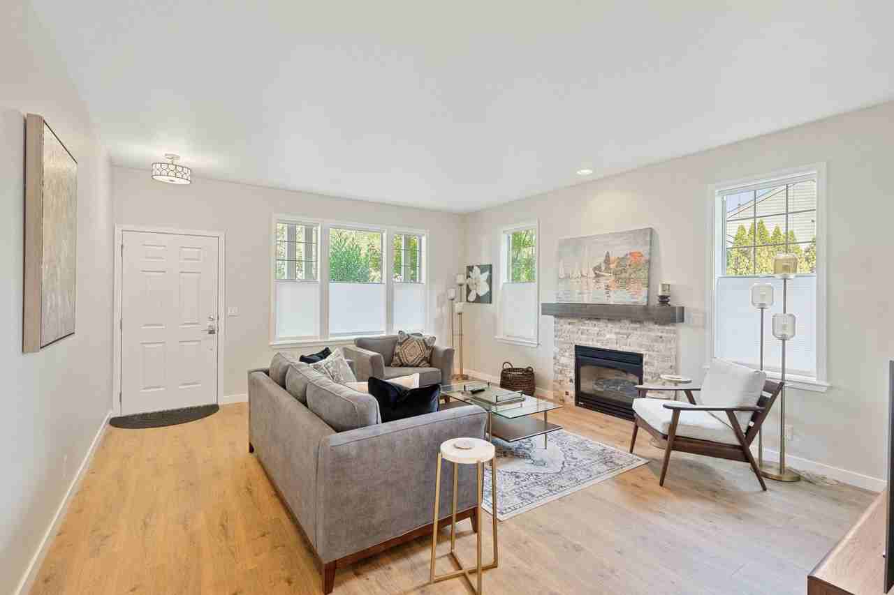 250 Jackson Creek Dr - Photo 2 of 29