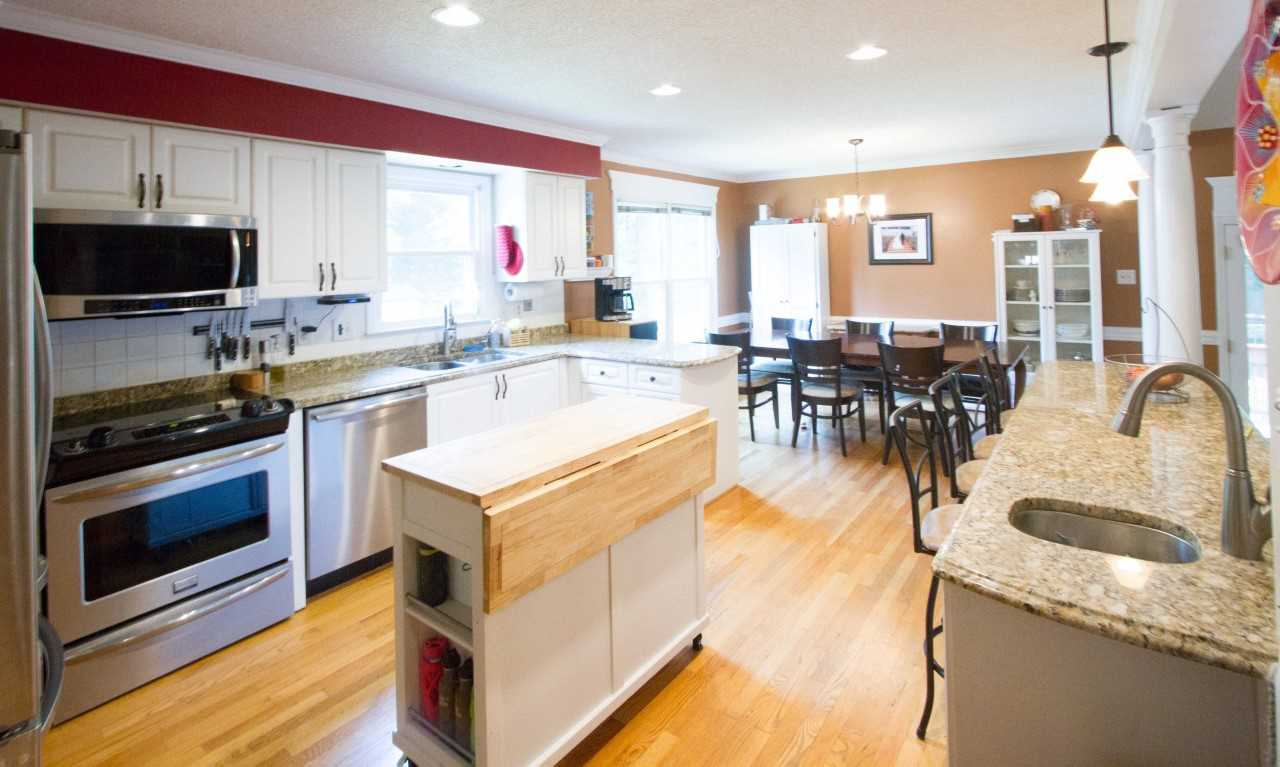 2617 Baytree Dr - Photo 6 of 9