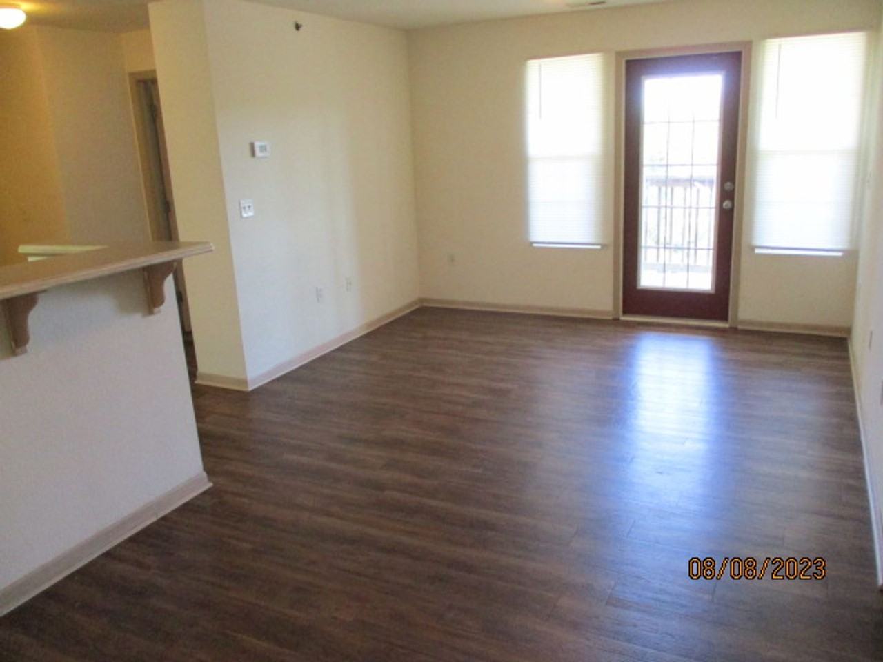 913 Westridge Dr #11 - Photo 4 of 27
