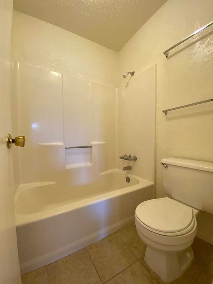 9221 Regal Dr - Photo 2 of 12