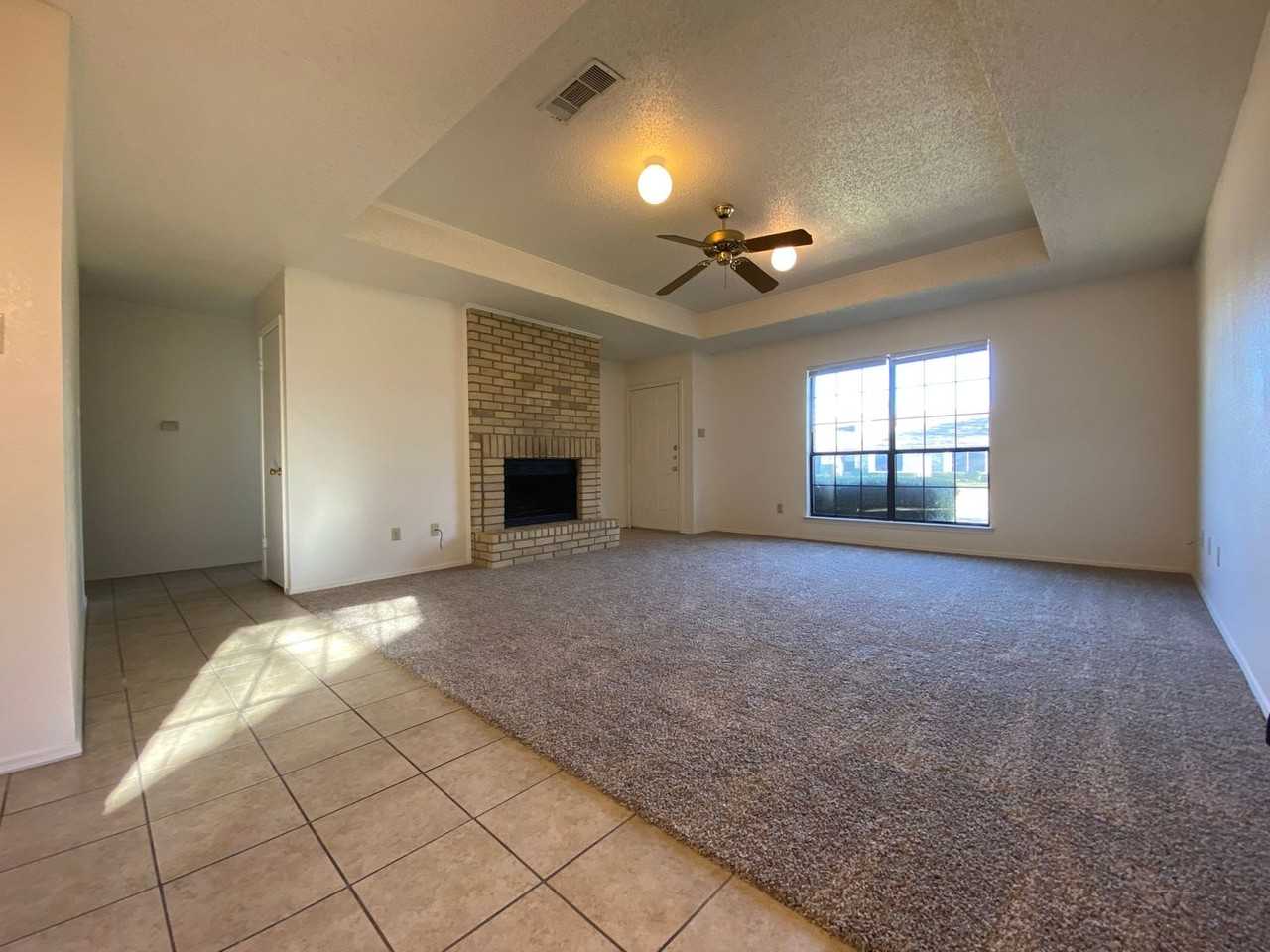 9221 Regal Dr - Photo 5 of 12