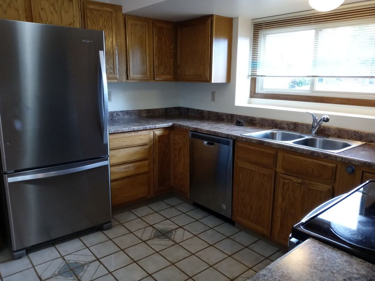 5292 Cracker Barrel Cir - Photo 4 of 38