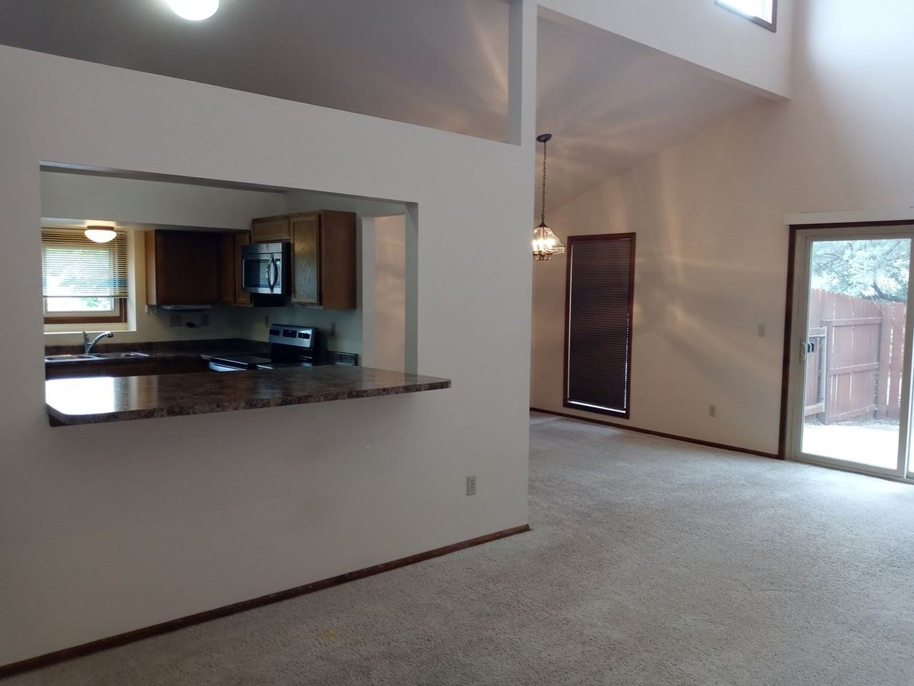 5292 Cracker Barrel Cir - Photo 7 of 38