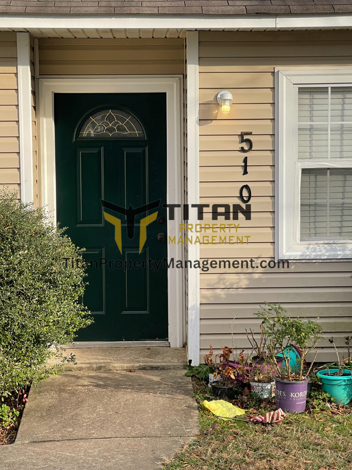 510 Church - Photo 2 of 13