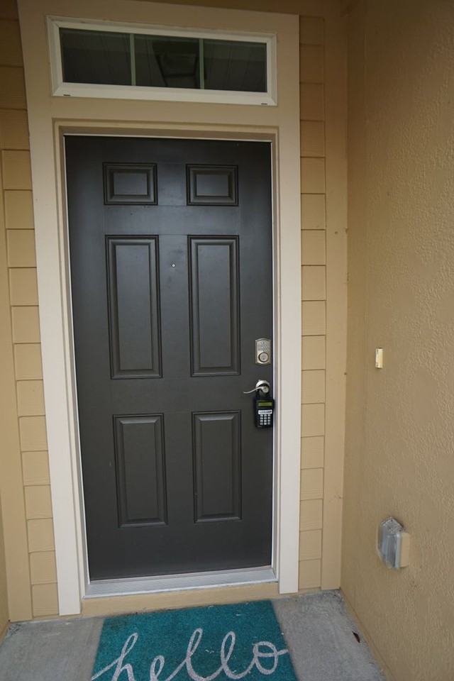 2047 April Oaks Dr - Photo 5 of 29