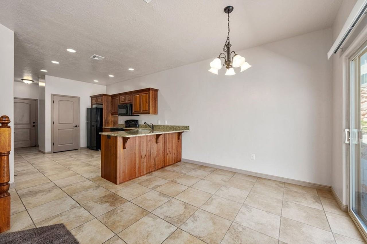 290 Buena Vista Blvd #13 - Photo 6 of 26