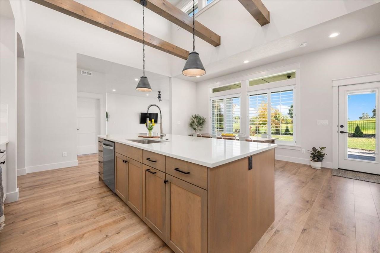 11554 W Buteo Dr - Photo 3 of 36