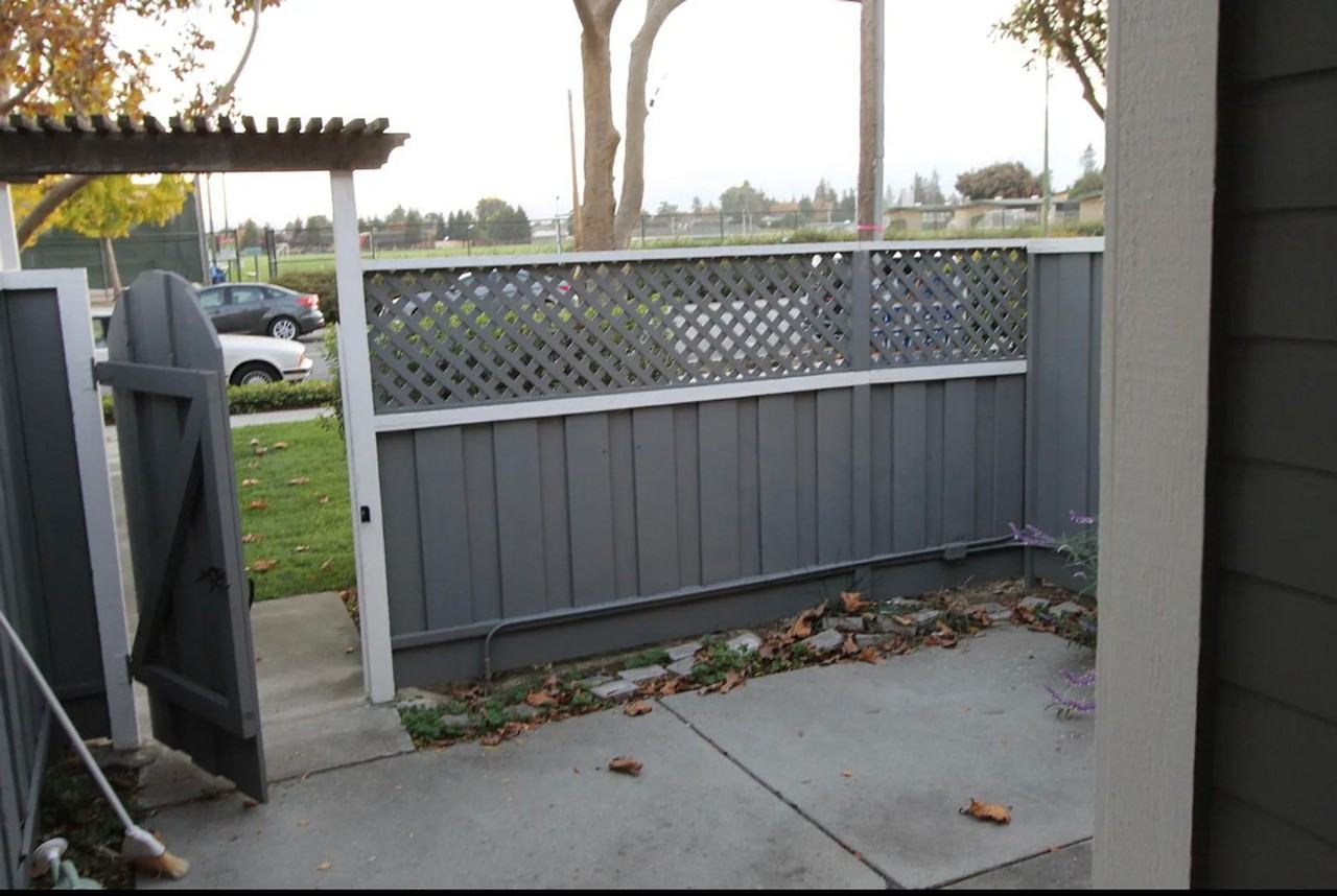 3711 Blackford Ave - Photo 2 of 5