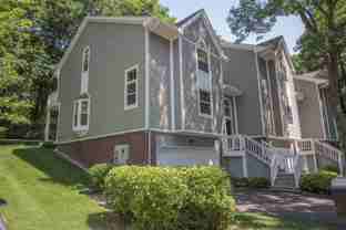 141 Edgewood Ct - Photo 1 of 1