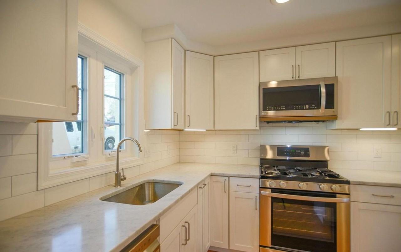 2503 Holman Ave - Photo 4 of 15