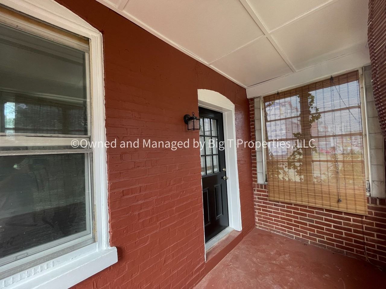 208 W 26th St - Photo 2 of 15