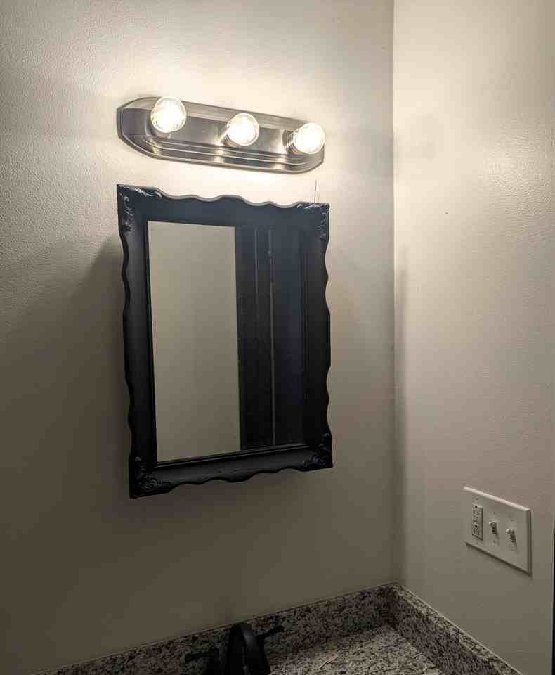 3305 Bridge Manor Dr - Photo 2 of 7