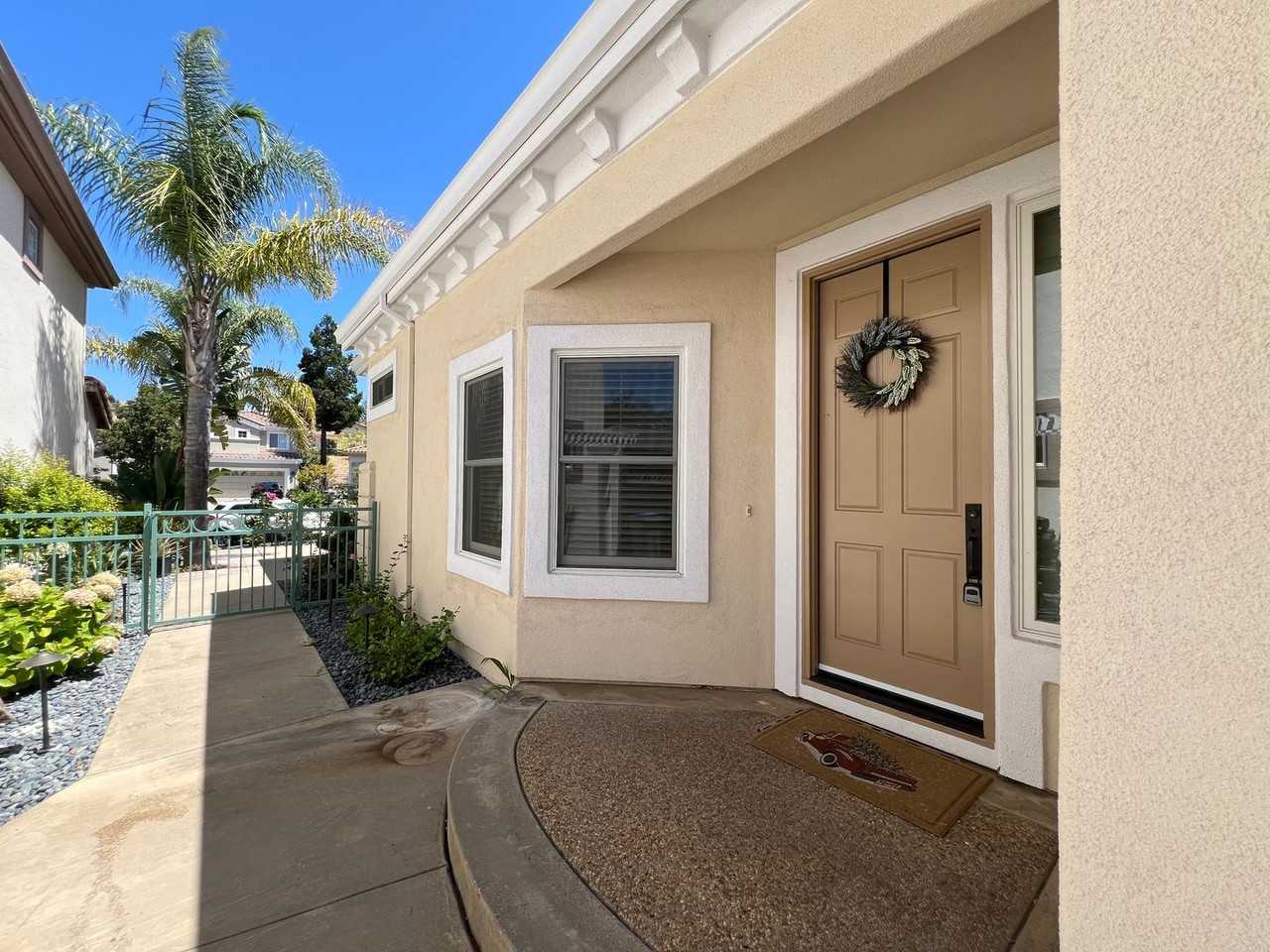 5912 Pistoia Way - Photo 2 of 18