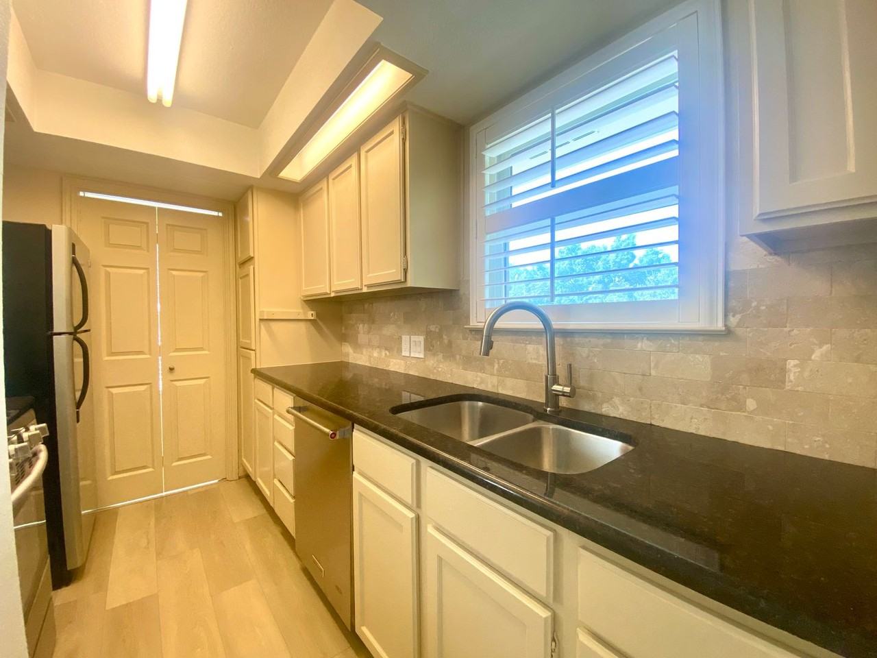 2500 Quarry Rd - Photo 6 of 18