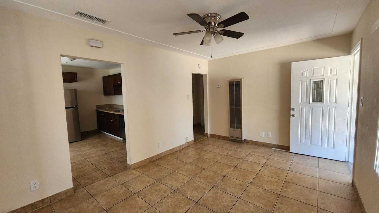 26531 Ward St - Photo 3 of 11