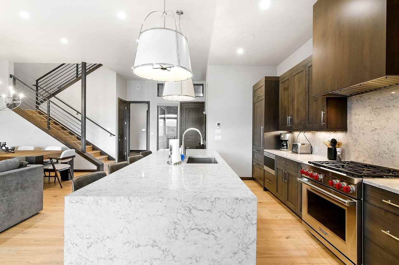 140 Monitor Dr - Photo 6 of 50