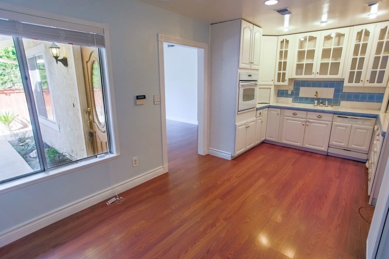 25618 Alicante Dr - Photo 3 of 16