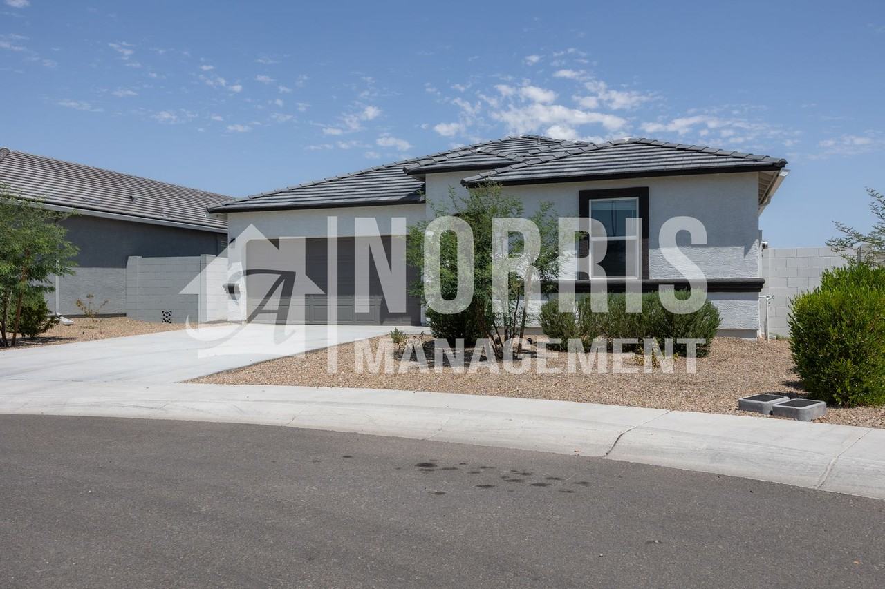 1046 W Chimes Tower Dr - Photo 4 of 36