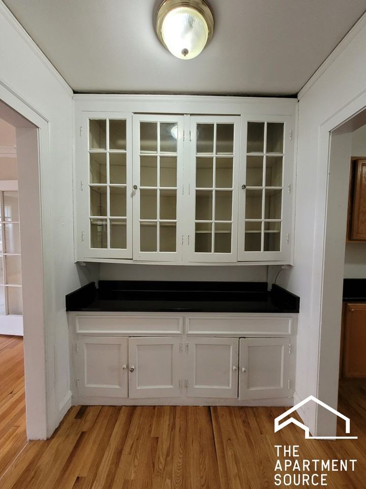 913 Elmwood Avenue #C2 - Photo 3 of 8