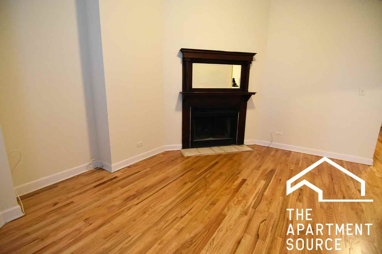 3805 N Broadway St #3 - Photo 3 of 15