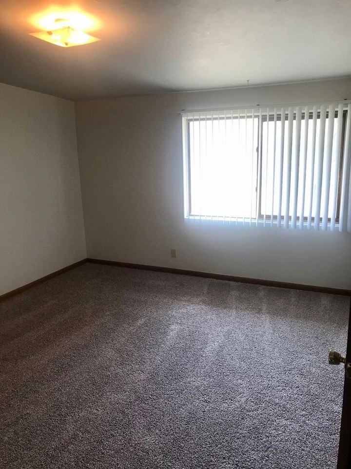 Big Six Corporation - Photo 4 of 30