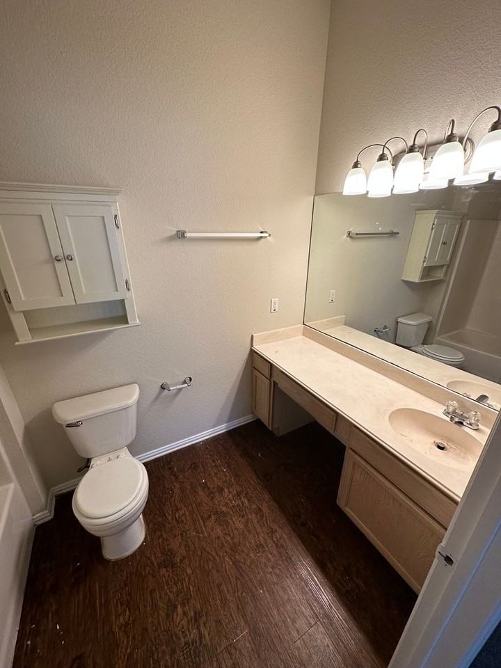 RHULEN11908-10 - Photo 3 of 7