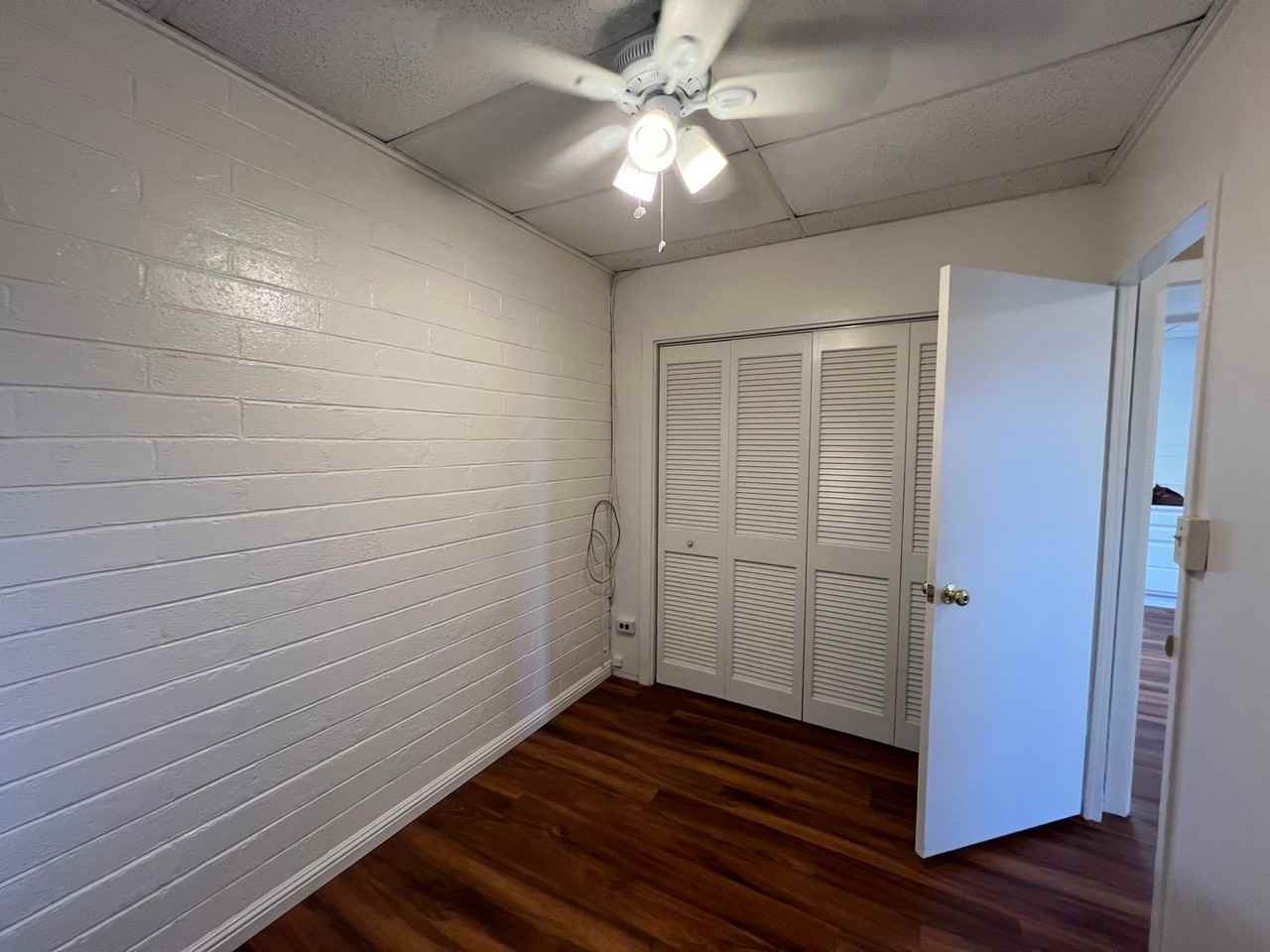 p3098k - Photo 3 of 10