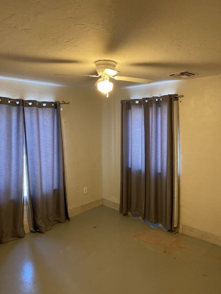 1215 W Vogel Ave - Photo 3 of 7