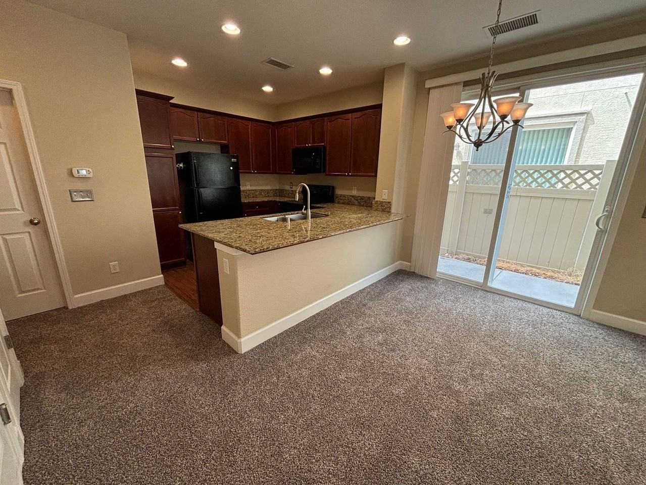 1222 Toscana Way - Photo 4 of 12